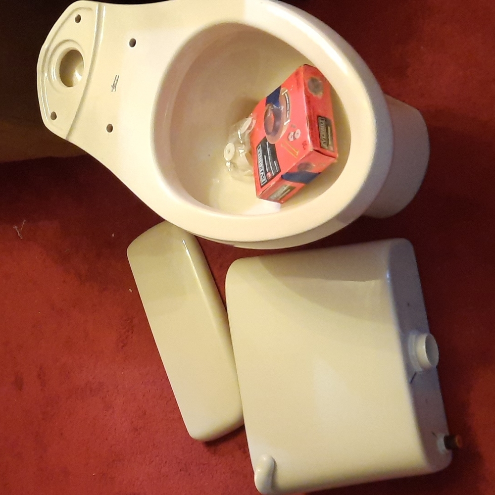 American Standard porcelain Tiolett/Light peach/